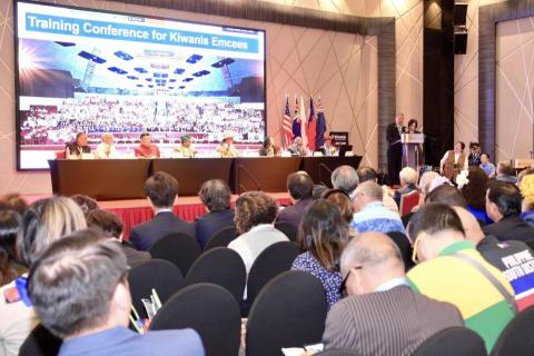 郭宥家 - 2023 國際同濟會馬來西亞亞太年會大會-中文同步口譯