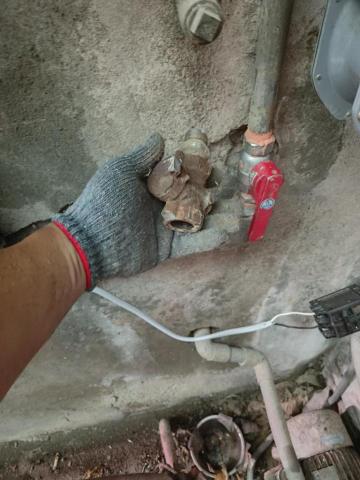 天然氣配管改管   包通排水管路 - 