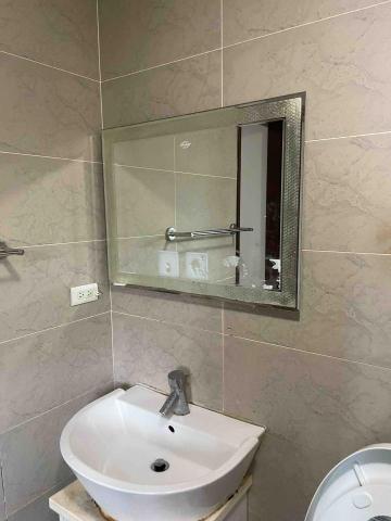 小郭 - 浴櫃組更新前