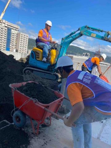 倫心實業有限公司 - 高樓綠化