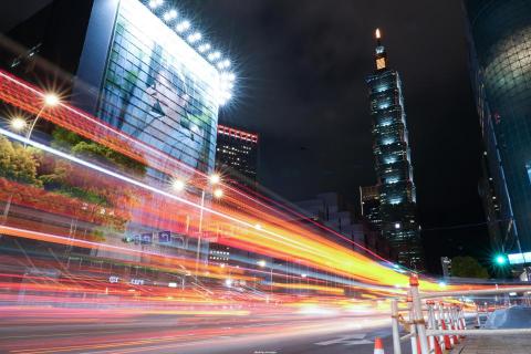 Steve studio - 101夜景車軌