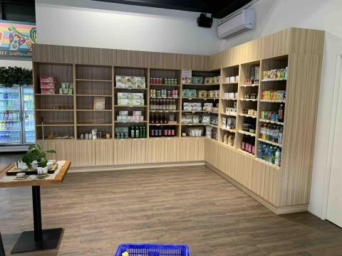 美庭廚具股份有限公司 - 系統展示櫃