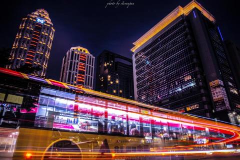 Steve studio - 臺北夜景車軌
