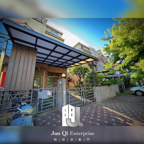 鈞祈不鏽鋼 - 不銹鋼烤漆採光罩+塑木立牆