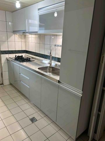 美庭廚具股份有限公司 - 白鐵檯面，結烤門板，G型把手