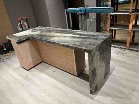 彤彪工程行 - 中島餐桌 彤彪工程行 - 中島餐桌