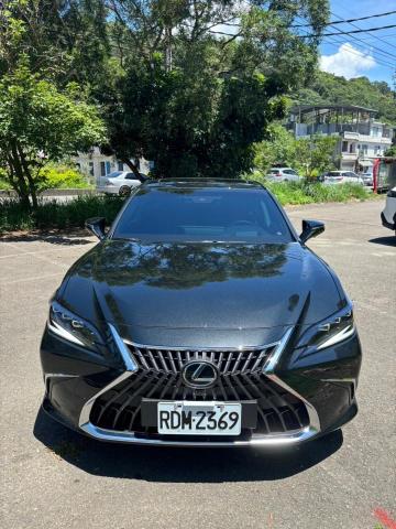 瓜瓜國際旅遊包車/機場接送 - 