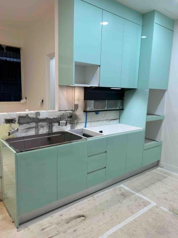 美庭廚具股份有限公司 - 水晶門板，斜把手