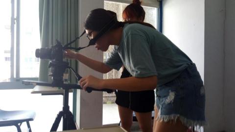 MG個人工作室/平面設計/短影片 - 微電影拍攝-側拍