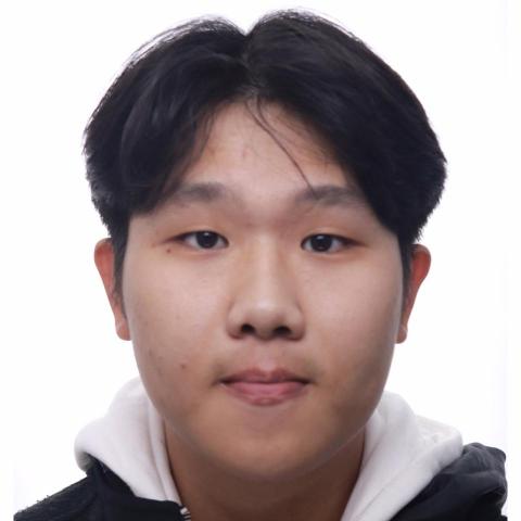 提供團服服務的專家陳佑謙