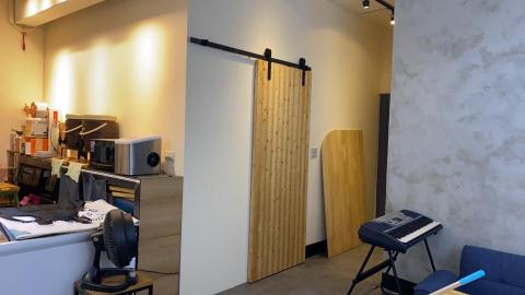 黃國鑫 - 穀倉門