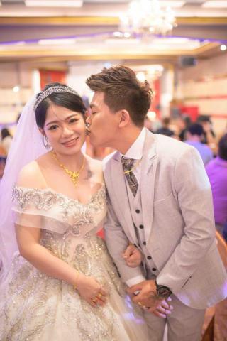 攝相豬 -  攝相豬 -