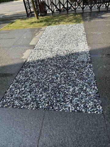 康康園藝工坊 - 草皮改成鋪設中白石