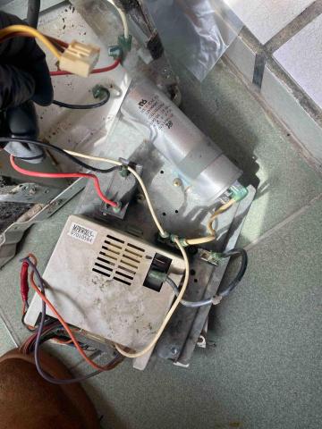 林信 - 冷氣電腦基板更換