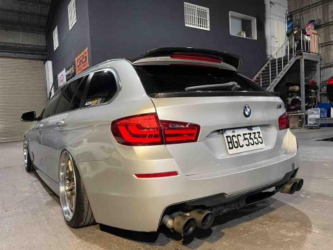 潔亮車體美學 - 玻璃和車身拋光鍍膜