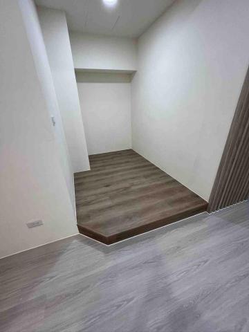 龍富地板工程 - 