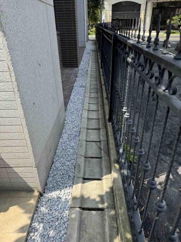 康康園藝工坊 - 草皮改成鋪設中白石