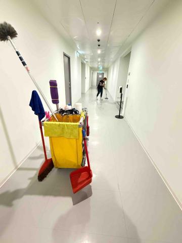 御皇實業工程行 - 大樓廊道清潔