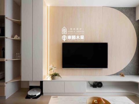 林柏揚 - 客廳收納與電視牆