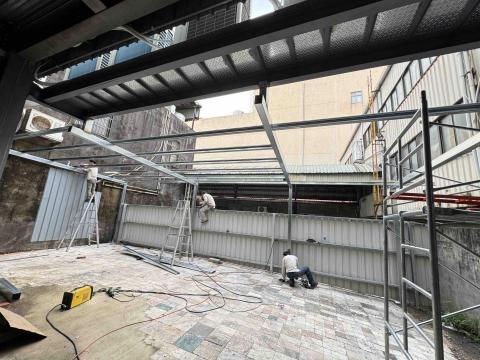 達閎金屬企業社 - 空地興建車庫 達閎金屬企業社 - 空地興建車庫