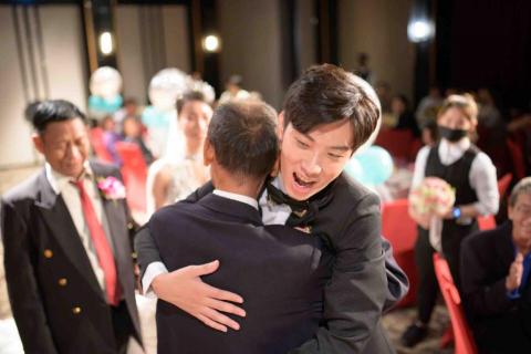 攝相豬 -  攝相豬 -