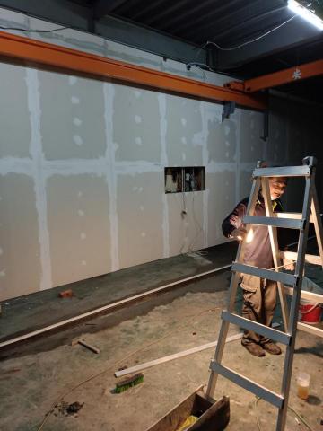 顏武興 - 輕隔間批AB膠.批石膏補土