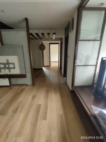 沛豐室內裝修設計 - 塑膠地磚：仿木長條形