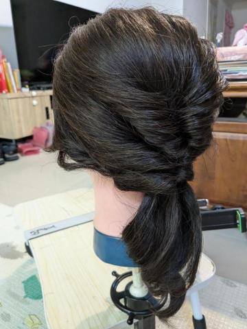 雯雯彩粧師 - 多層次反捲髮型