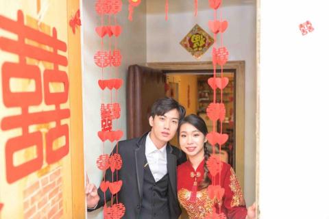 攝相豬 -  攝相豬 -