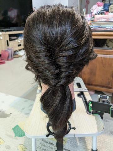 雯雯彩粧師 - 多層次反捲髮型