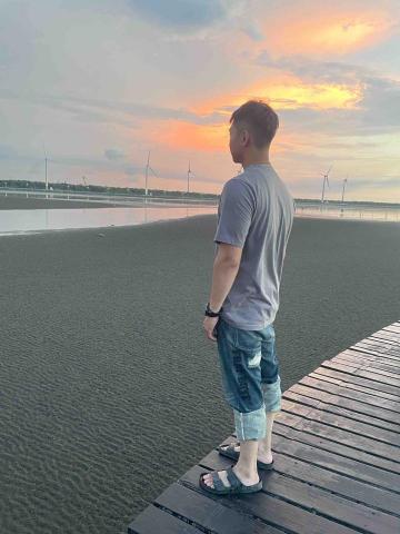 提供電力服務的專家小吳水電工程