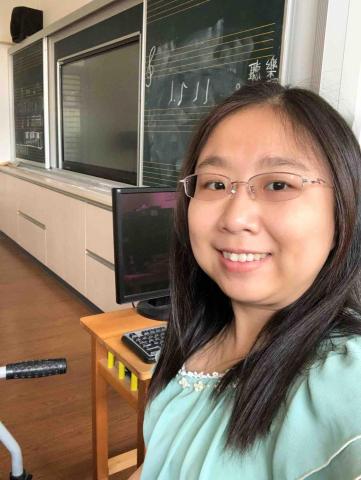 許珮慈老師 - 國小音樂教室代課