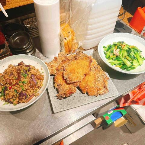 江小費 - 古早味炸排骨