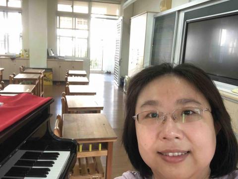 許珮慈老師 - 國小音樂代課老師
