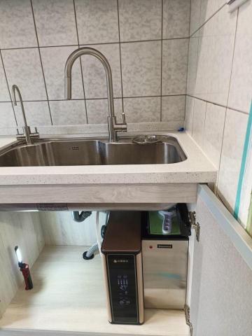 裕億商行 - 冷熱機械式廚下飲水機