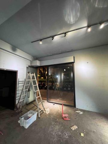 莫登峰 - 油漆及燈具安裝、基本配電