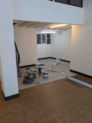 啟湧工程 - 油漆、研磨、修補