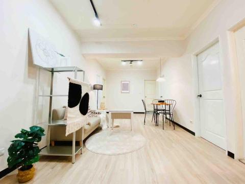 上尚油漆 - 牆面鄉居色
天花板百合白