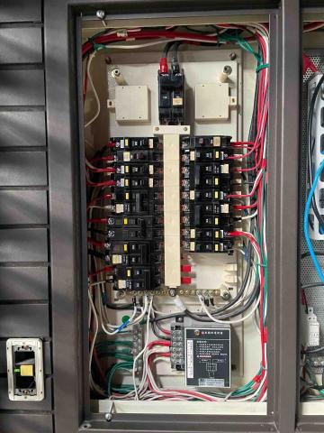 啟湧工程 - 配電盤修改線路等