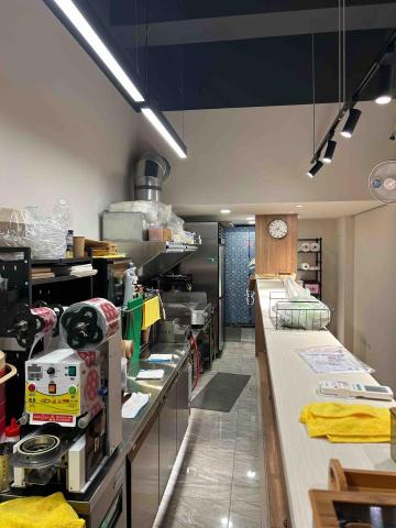 啟湧工程 - 軌道燈，崁燈安裝