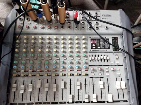 鄧子娟 - 音響設備