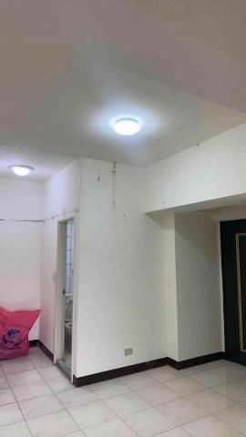 小毛工程 - 燈具安裝及牆面突起物拆除