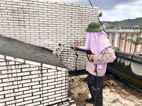睿永工程有限公司 -  外牆水刀機清洗