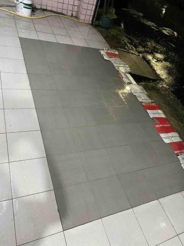 姚承少 - 業主自選色地磚鋪貼施作