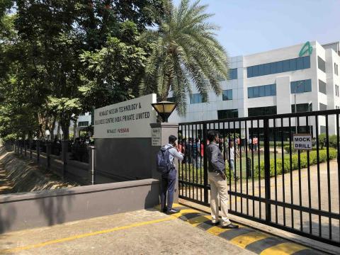 Manny Wang 王浩宇 - 印度雷諾