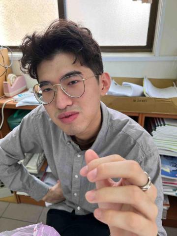 劉遠霖 - 補習班上課被偷拍(>﹏<)