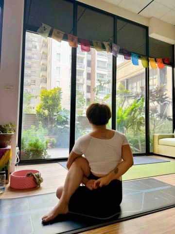 Sharon Kao - 半魚王式綁手