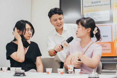 嗨克德語教學HeikesDeutschkurs - 德國文化課程—啤酒盲飲活動！
走出課本，實際體驗德國文化！