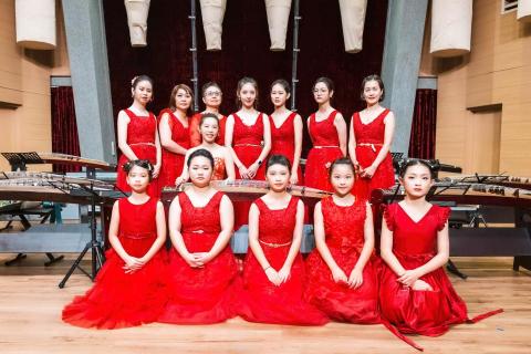 菁菁老師的古箏教室 - 