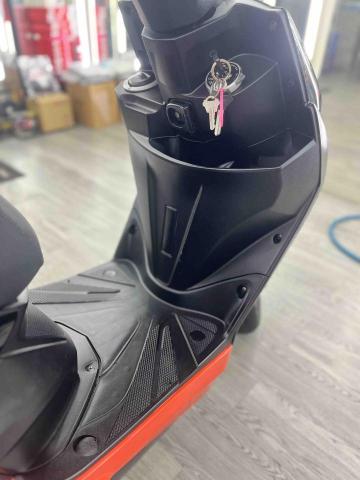 塵勳企業社/穎の汽車澡堂/塵玉居家清潔/塵逸攝影 - 機車塑料日曬白化處理後圖 塵勳企業社/穎の汽車澡堂/塵玉居家清潔/塵逸攝影 - 機車塑料日曬白化處理後圖